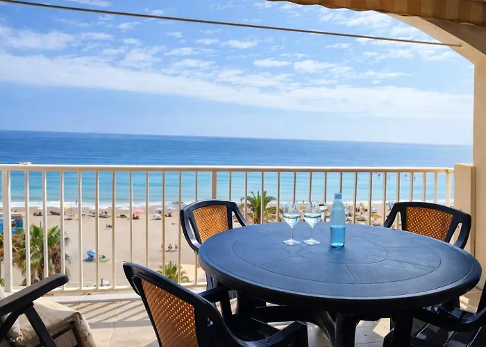 Apartment On The Sea Front With An Ocean-facing Terrace *